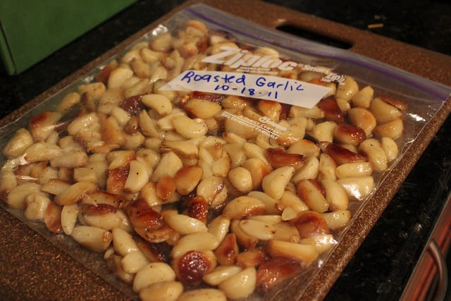 How to Roast Garlic Cloves