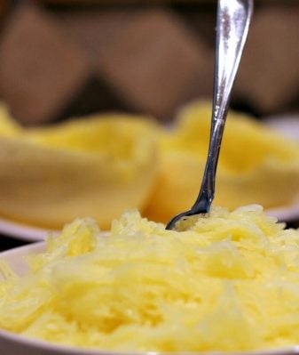 how to cook spaghetti squash in the microwave