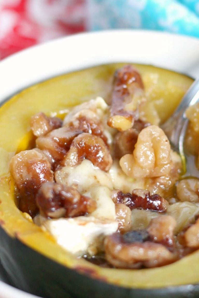 ROASTED MAPLE ACORN SQUASH
