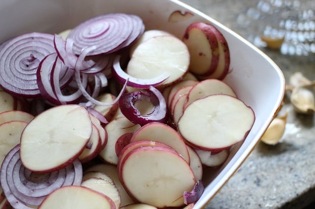 Onion and Garlic Roasted Red Potatoes