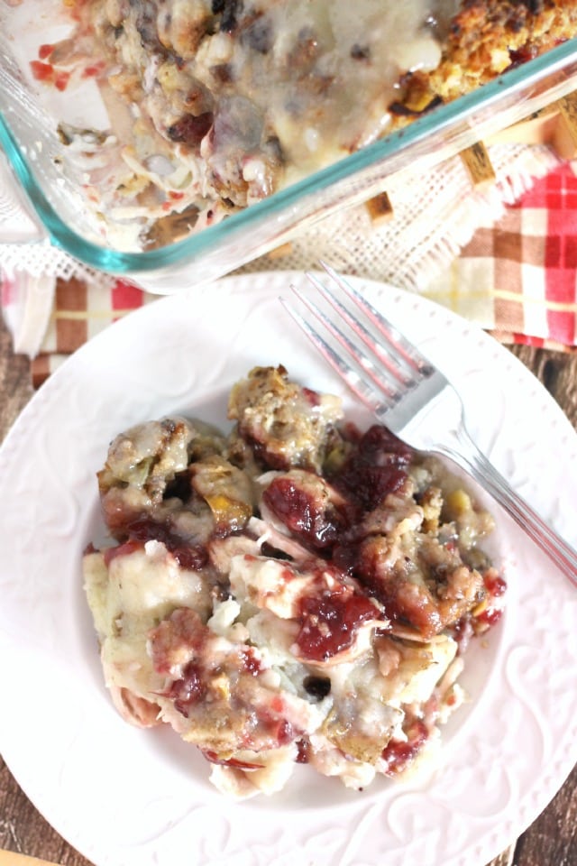 Easy Thanksgiving Leftovers Casserole