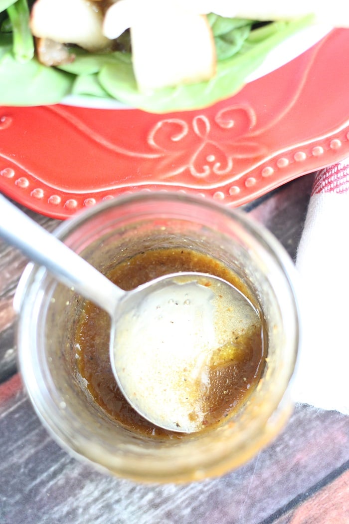 BALSAMIC DIJON SALAD DRESSING