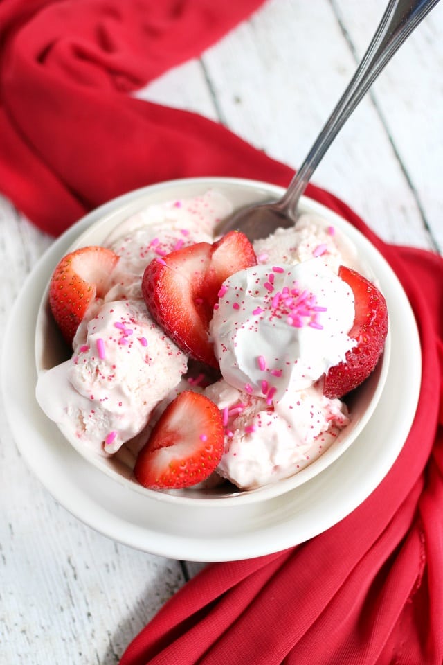 Three Ingredient No-Churn Strawberry Ice Cream from Mama Loves Food