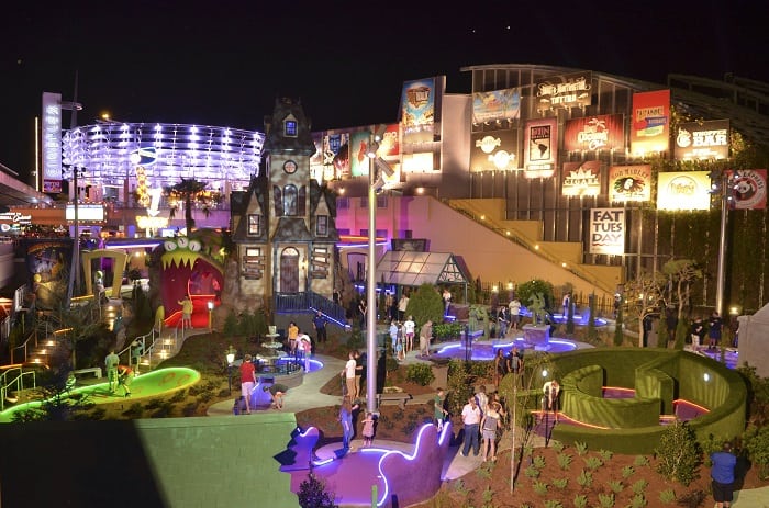 City Walk mini golf walking distance from Cabana Bay Beach Resort Orlando Florida Universal Studios