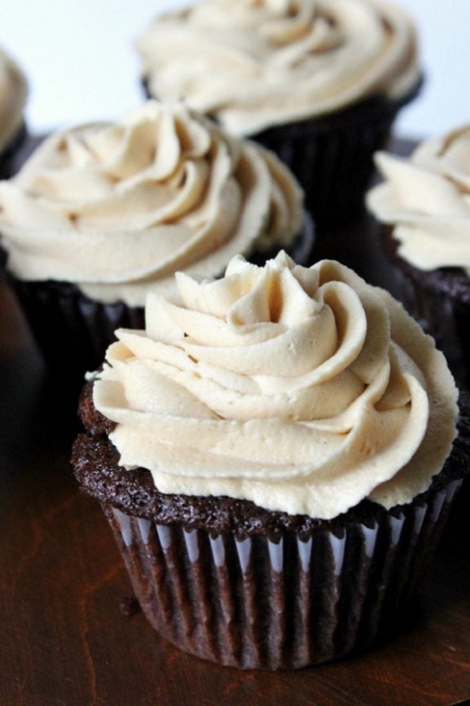 Healthier Chocolate Cupcakes with Peanut Butter Frosting 