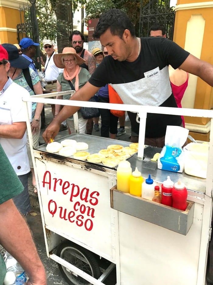 street arepas con queso en cartagena colombia