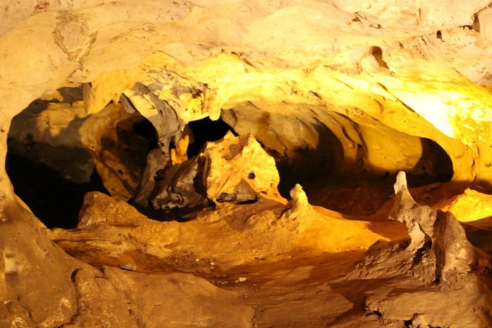 green grotto caves was used to hide rum