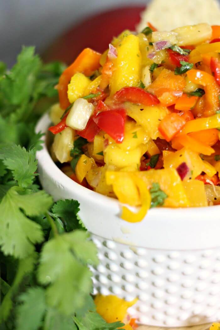MANGO SALSA WITH PEPPERS AND CILANTRO