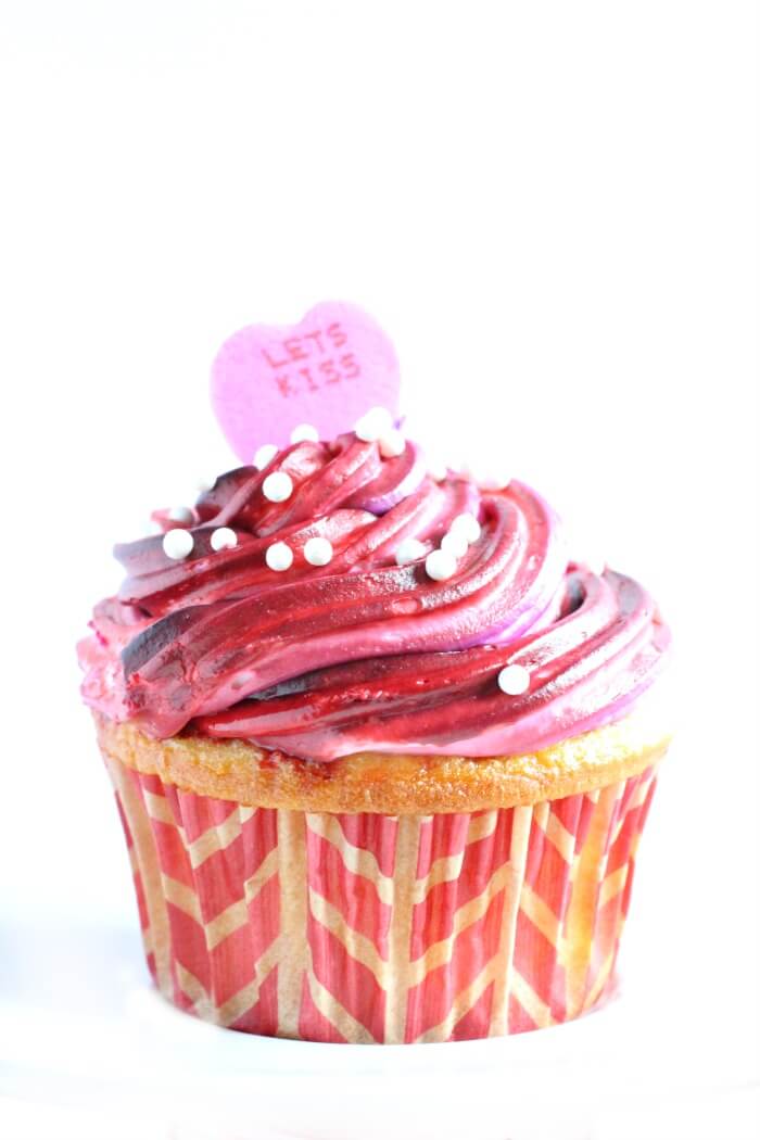 VALENTINE CUPCAKE