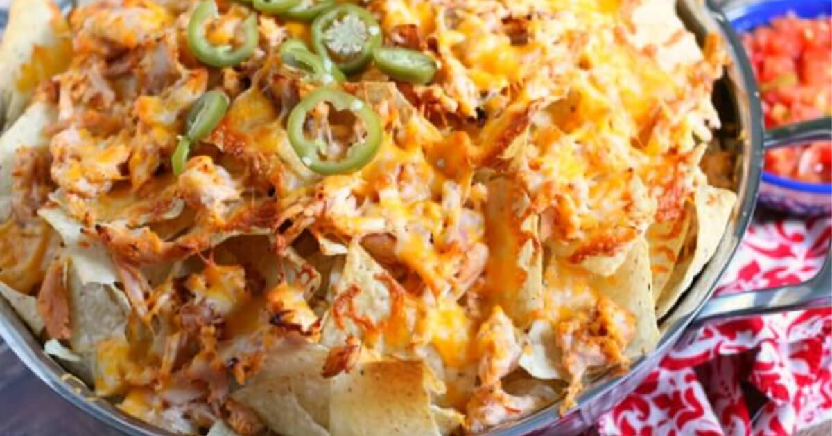 Chicken Nachos Recipe - Mama Loves Food