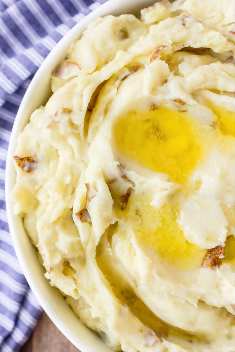 HOMEMADE MASHED POTATOES
