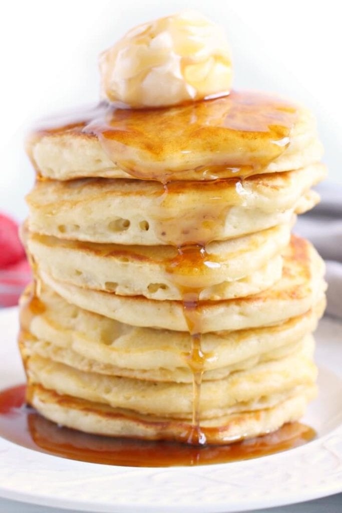 Pancake Recipe {SUPER FLUFFY} - Mama Loves Food