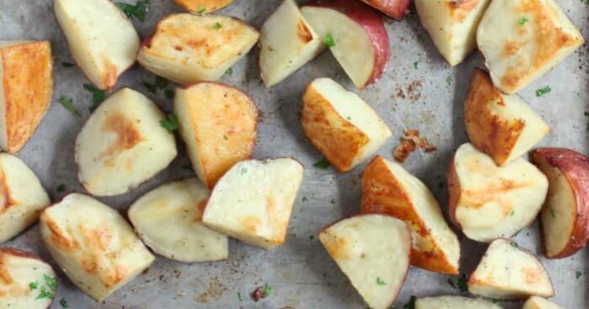 Roasted Red Potatoes - Mama Loves Food