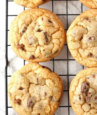 CHEWY CHOCOLATE CHIP COOKIES 1