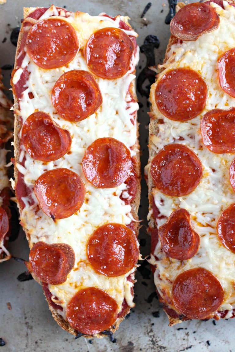 HOMEMADE FRENCH BREAD PIZZA 1
