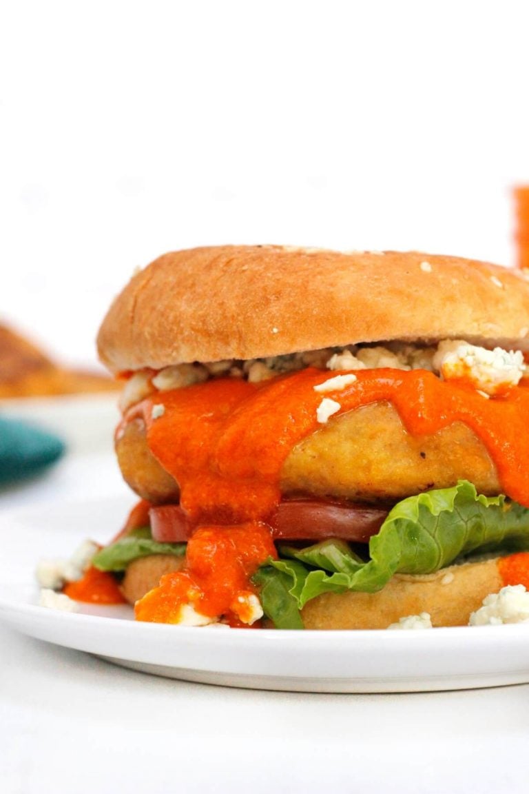EASY BUFFALO CHICKEN BURGER