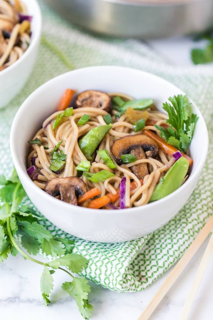 HEALTHY VEGETABLE CHOW MEIN