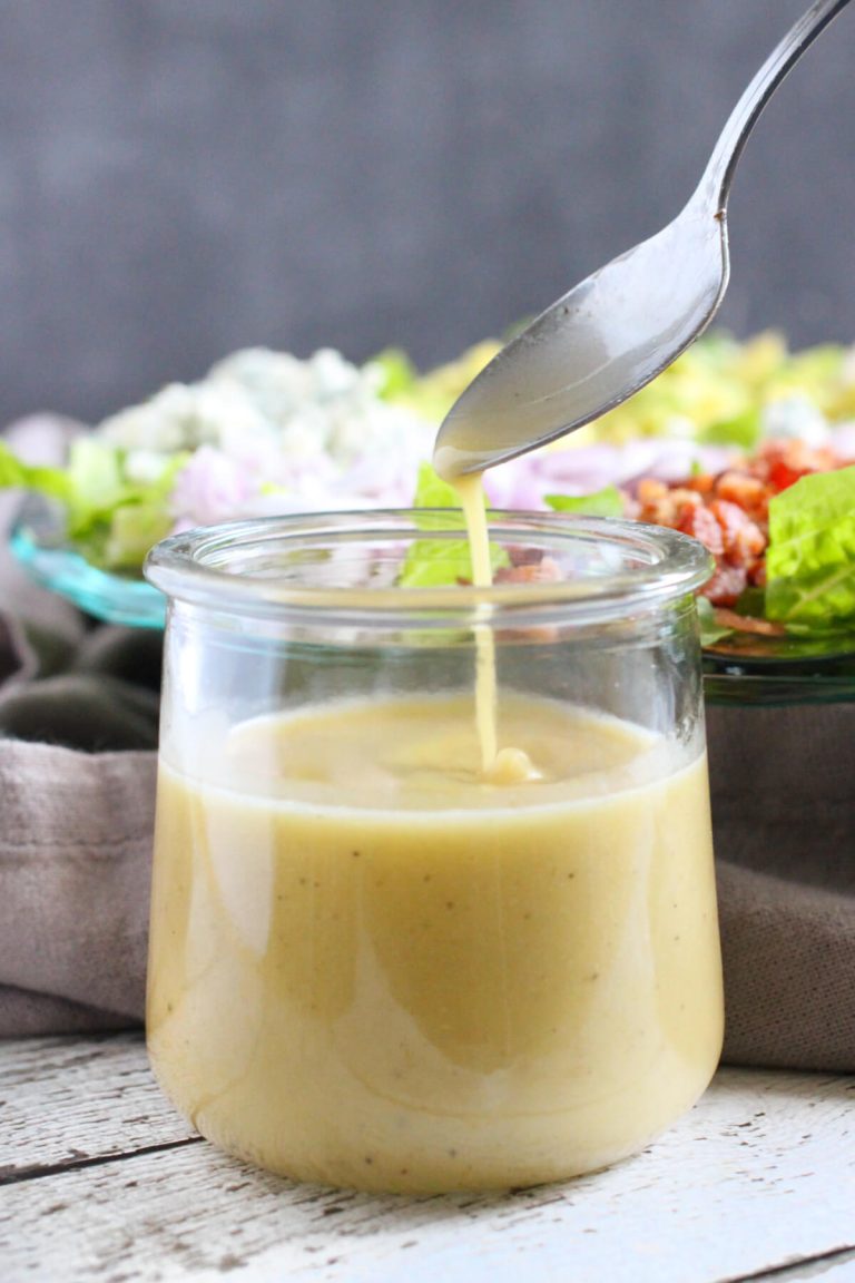 HOMEMADE RED WINE VINAIGRETTE