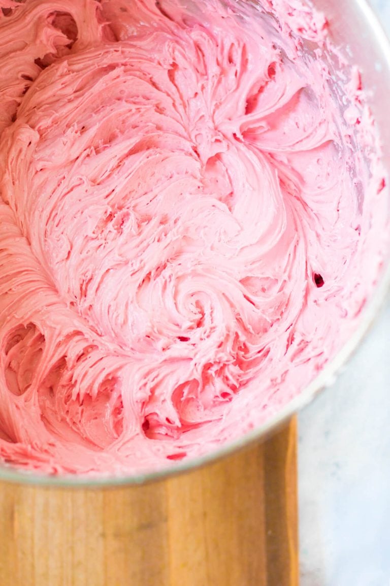 RASPBERRY BUTTERCREAM