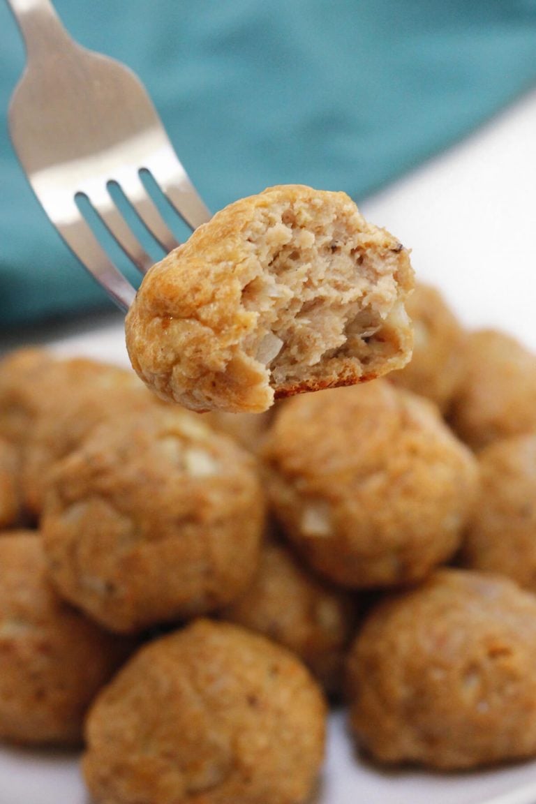CHICKEN MEATBALLS