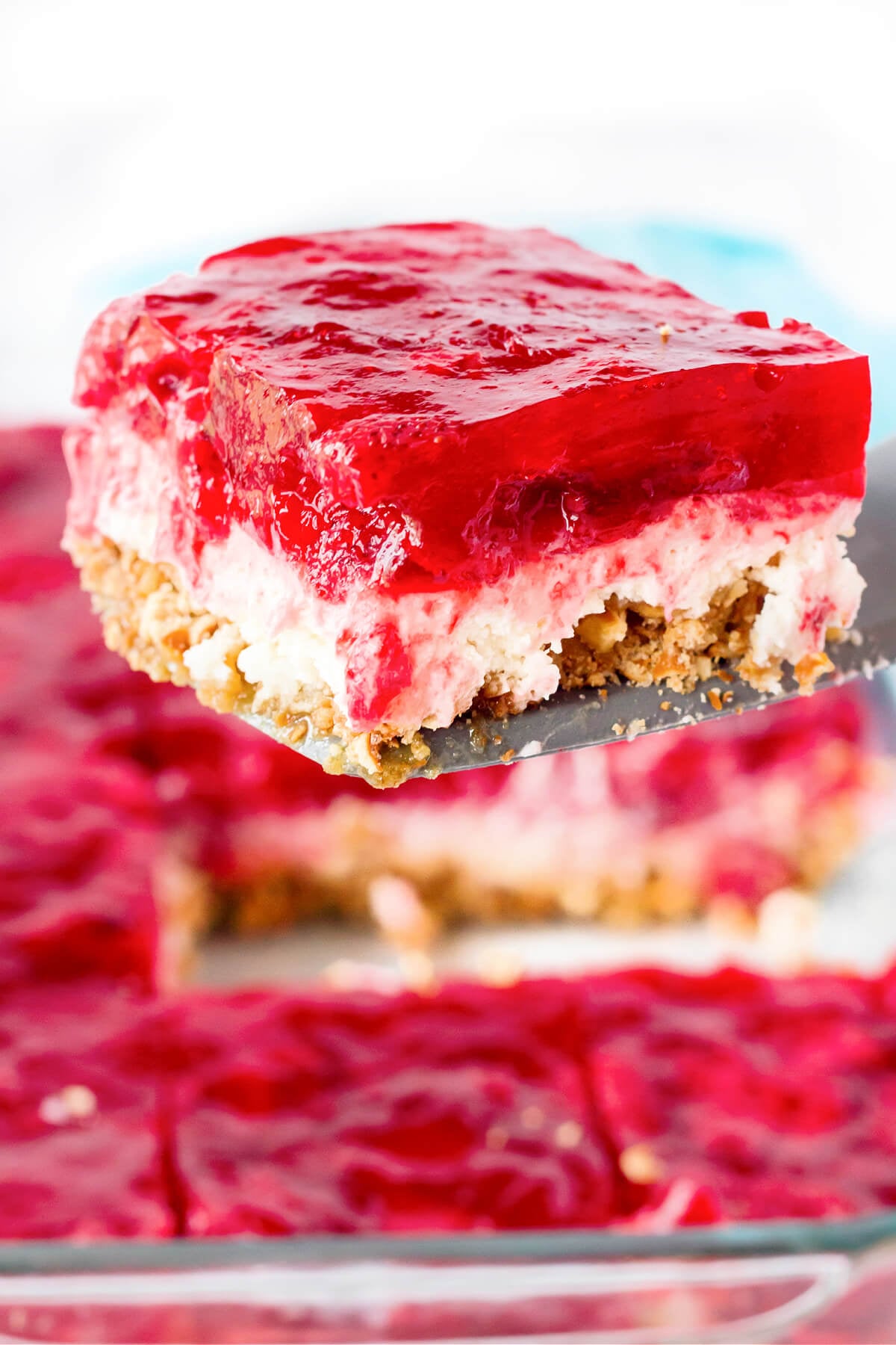 STRAWBERRY PRETZEL SALAD RECIPE