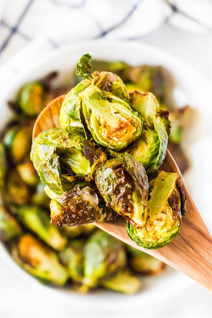 BRUSSEL SPROUTS IN AIR FRYER