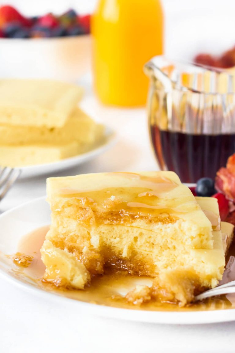 FLUFFY SHEET PAN PANCAKES