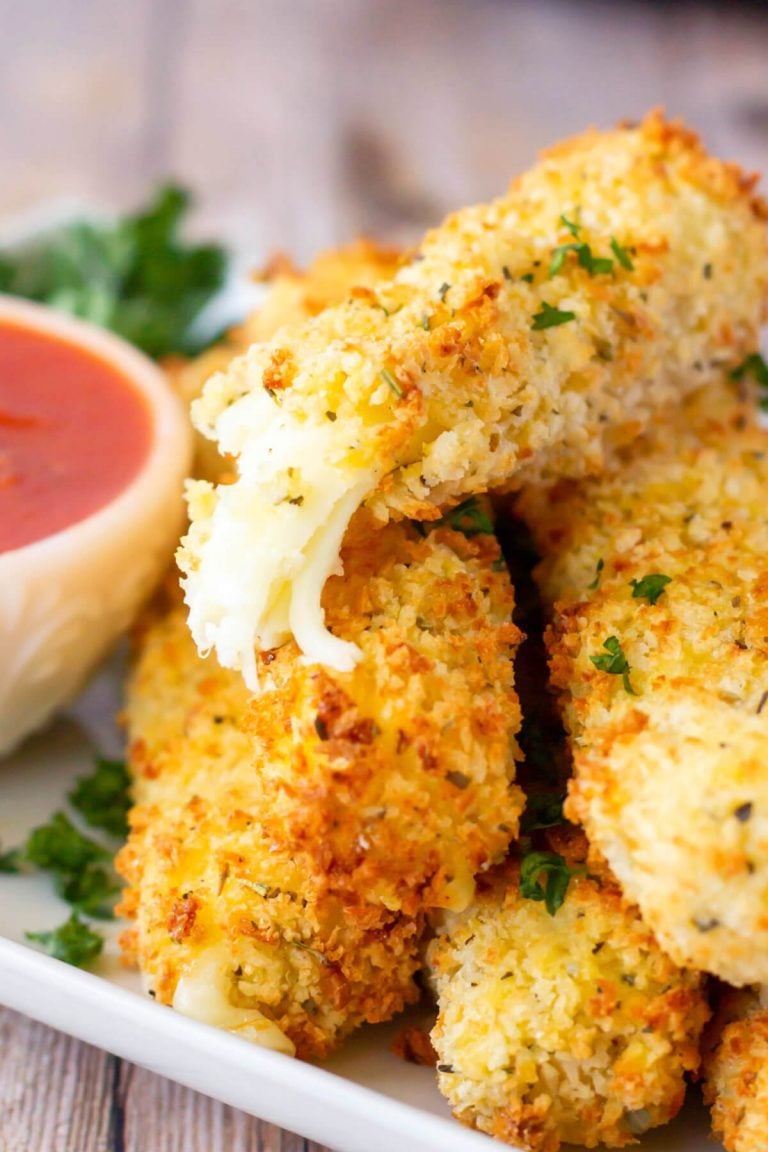 MOZZARELLA STICKS IN AIR FRYER