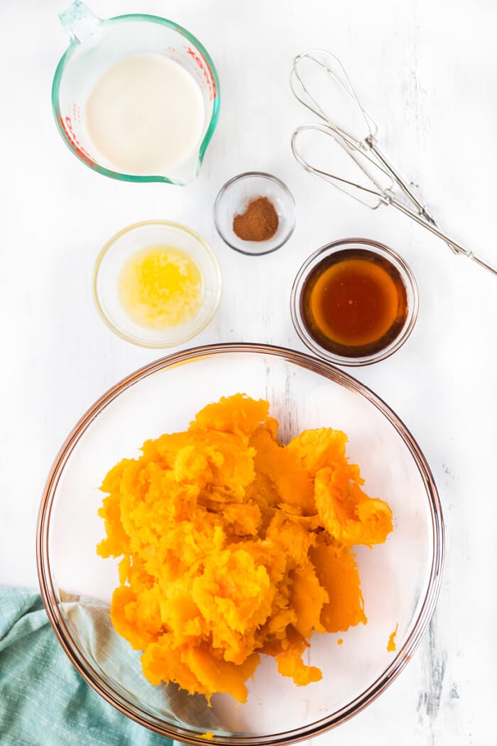INGREDIENTS FOR MASHED BUTTERNUT SQUASH