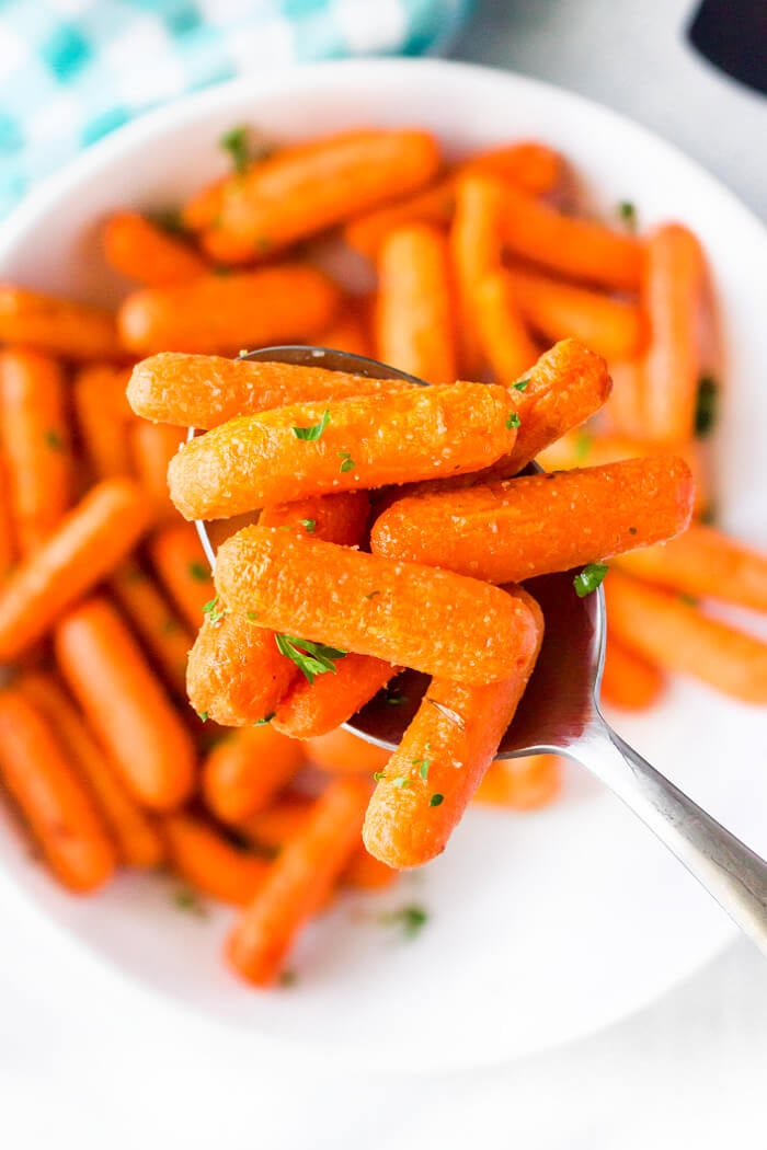 AIR FRYER ROASTED CARROTS
