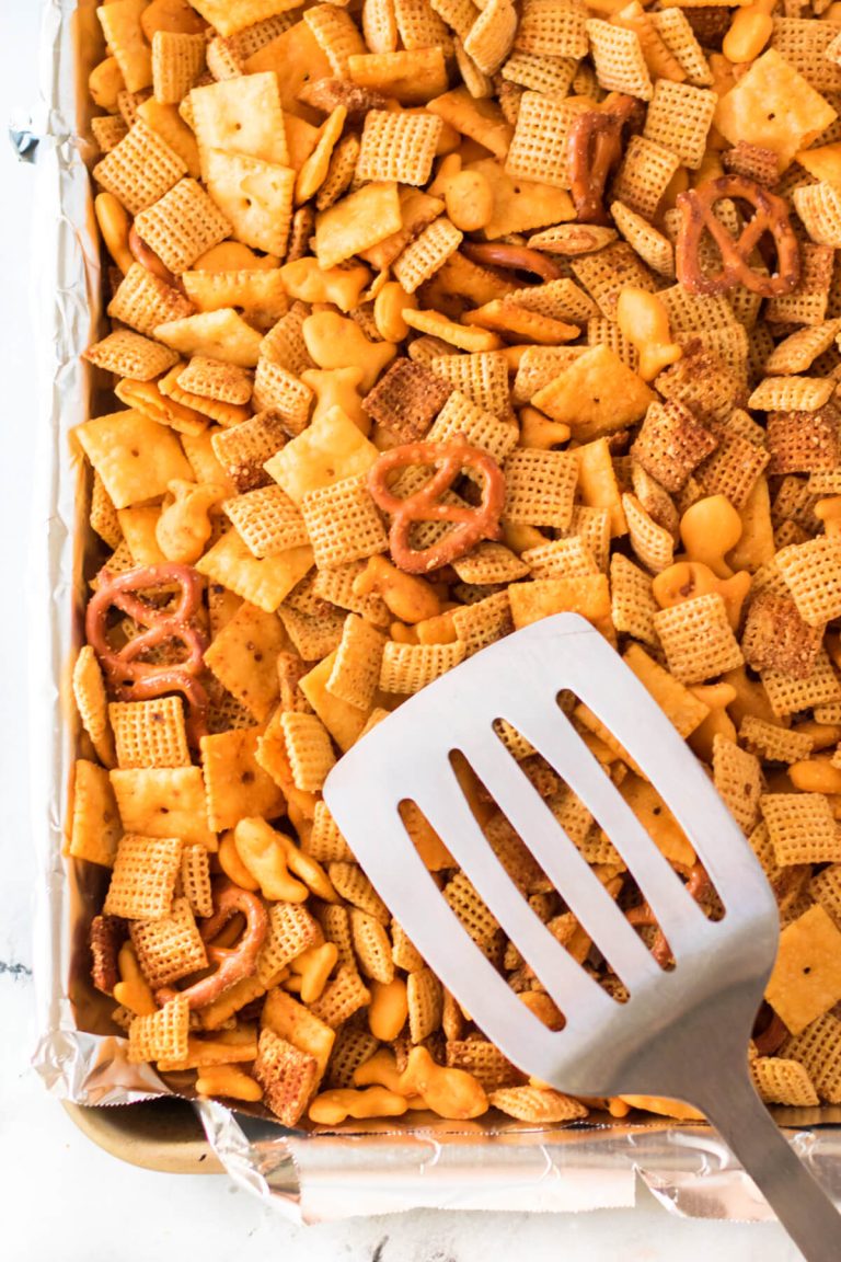 PARMESAN GARLIC CHEX MIX