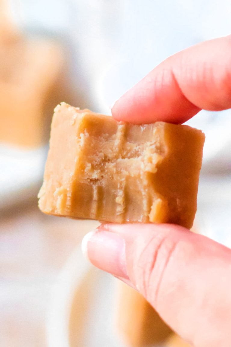 PEANUT BUTTER FUDGE