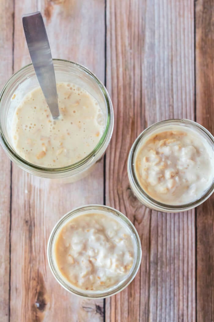 HOW TO MAKE OVERNIGHT OATS