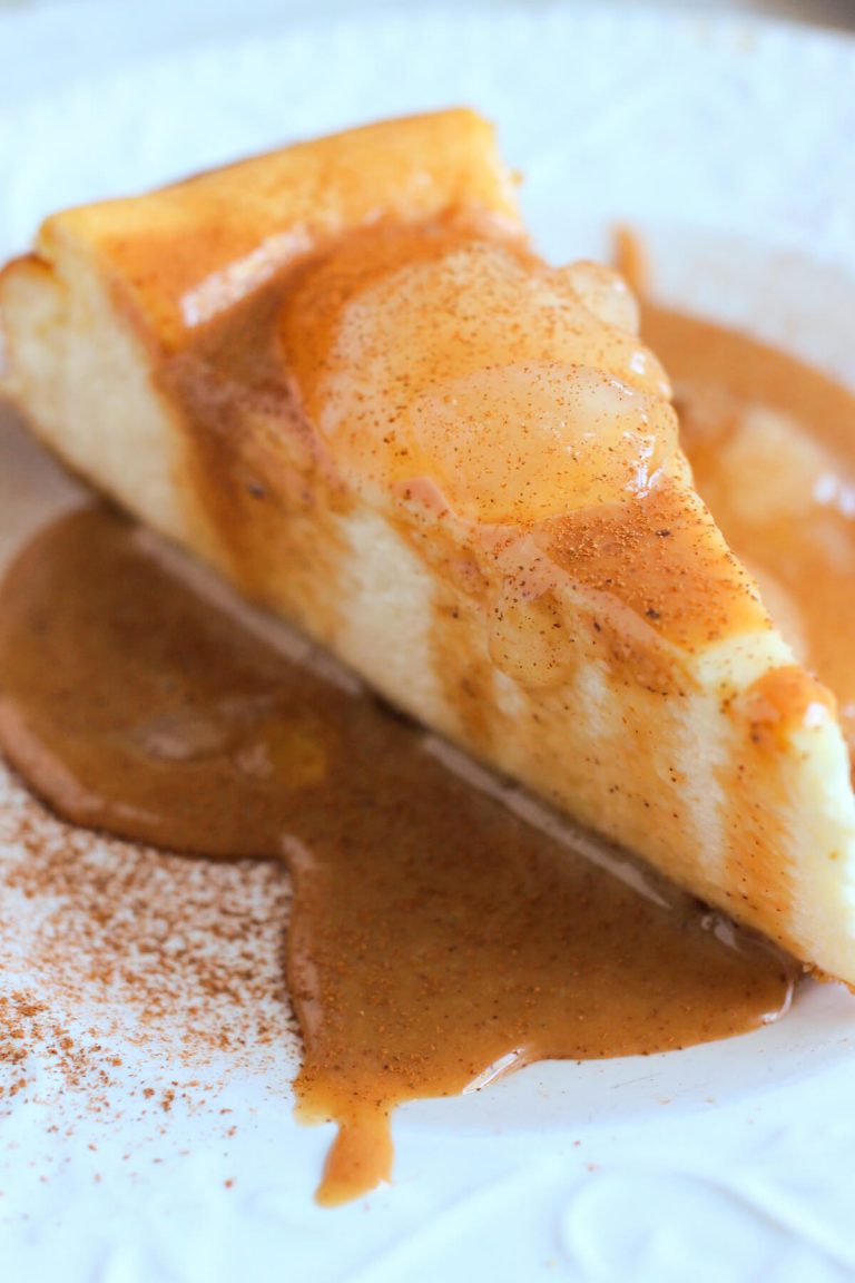 APPLE CARAMEL CHEESECAKE