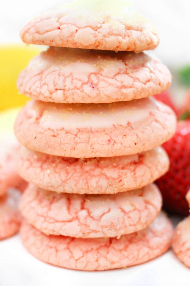 STRAWBERRY LEMONADE COOKIES