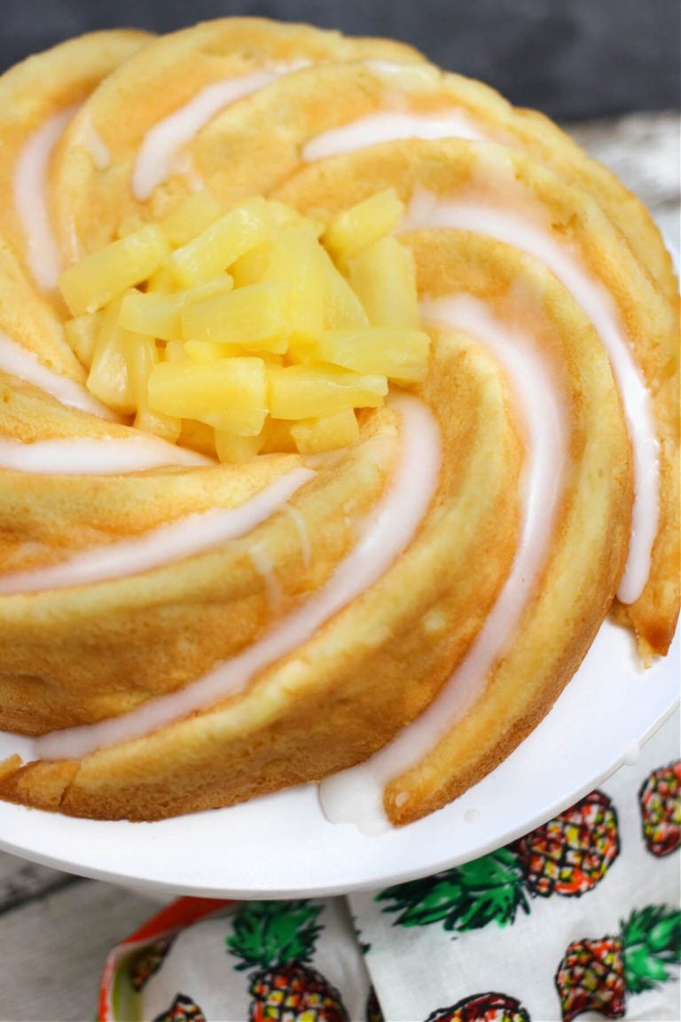 PINEAPPLE BUNDT CAKE