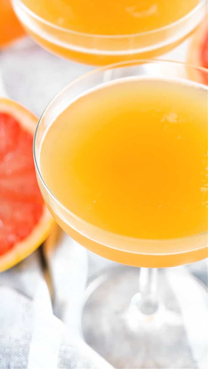 Brown derby cocktails are a delightful blend of bourbon whiskey, grapefruit juice and honey syrup for the perfect tart yet sweet finish. THE BROWN DERBY COCKTAIL