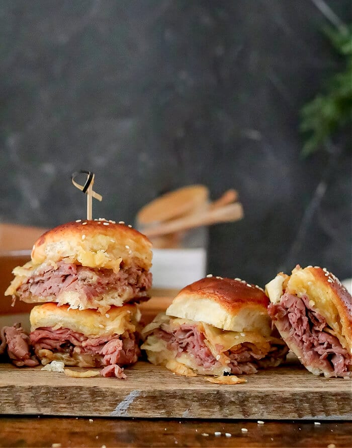 FRENCH ONION BEEF SLIDERS