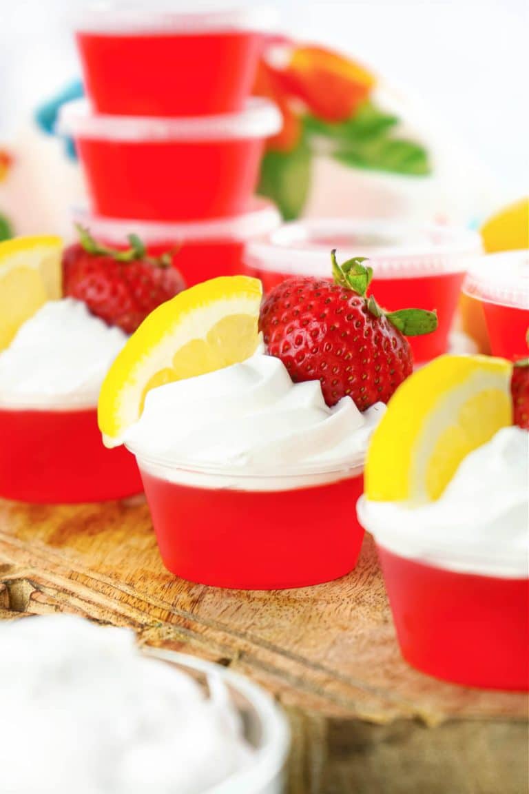 STRAWBERRY LEMONADE VODKA JELLO SHOTS
