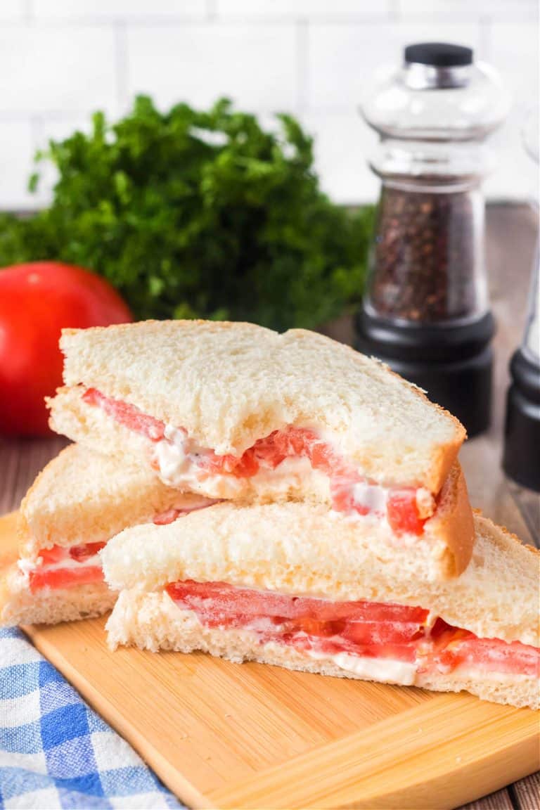 TOMATO SANDWICH
