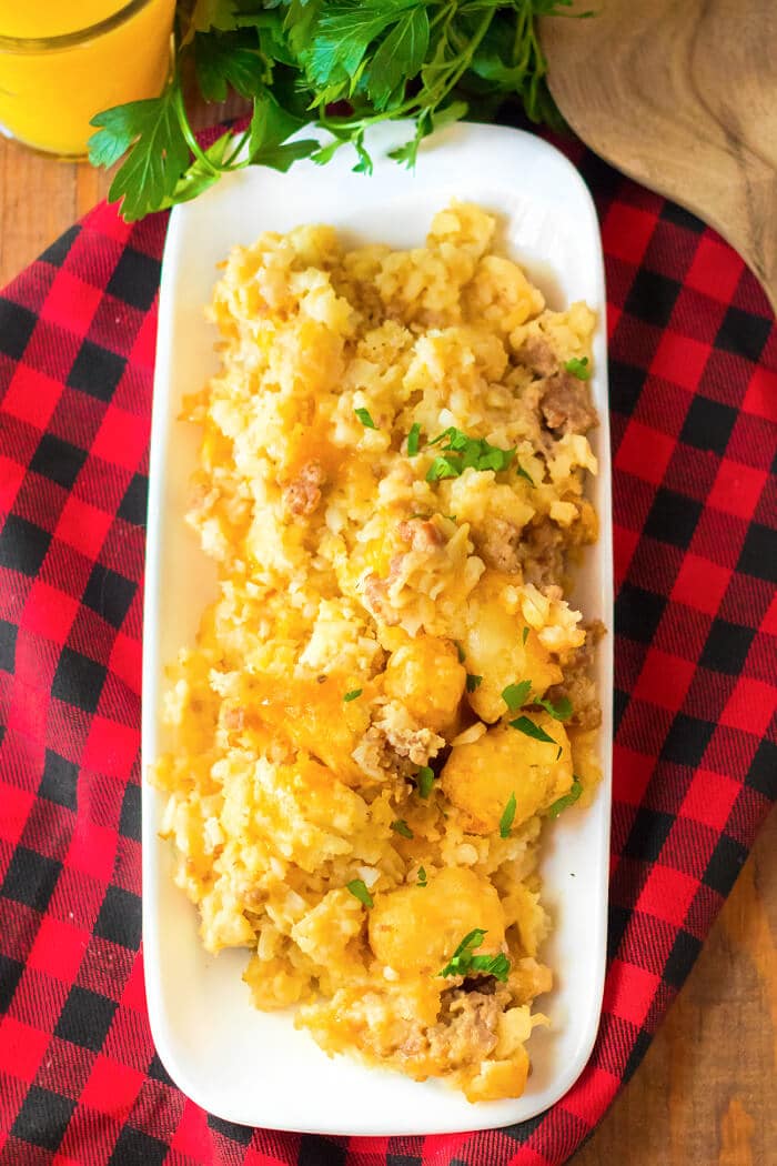 SAUSAGE EGG AND TATER TOT SLOW COOKER CASSEROLE