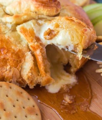 BAKED BRIE