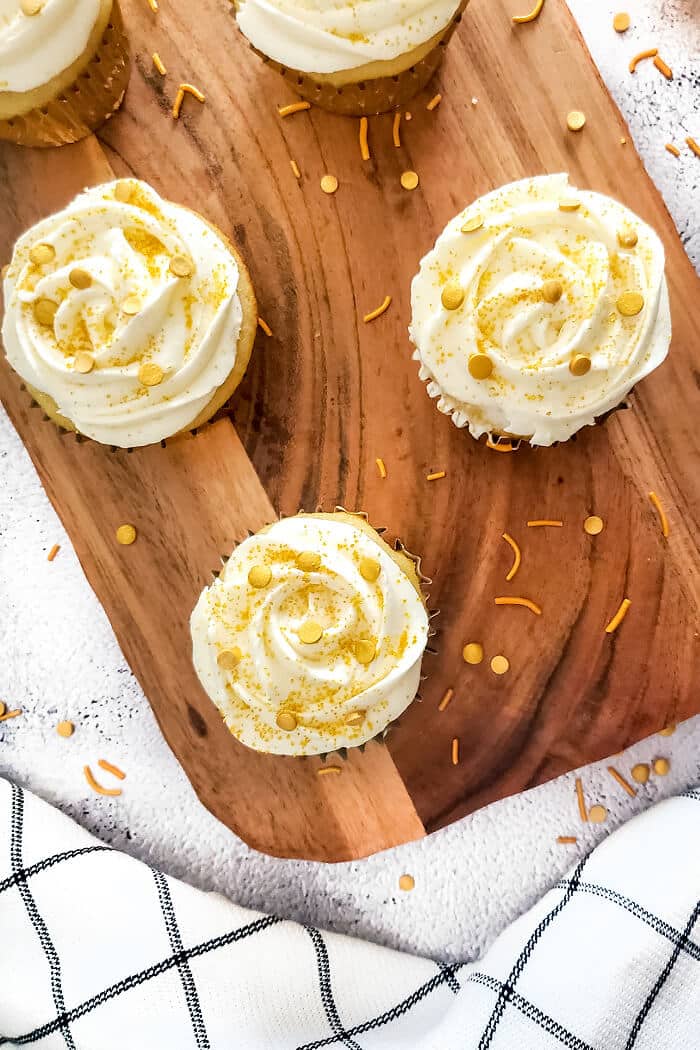 CHAMPAGNE CUPCAKES INGREDIENTS