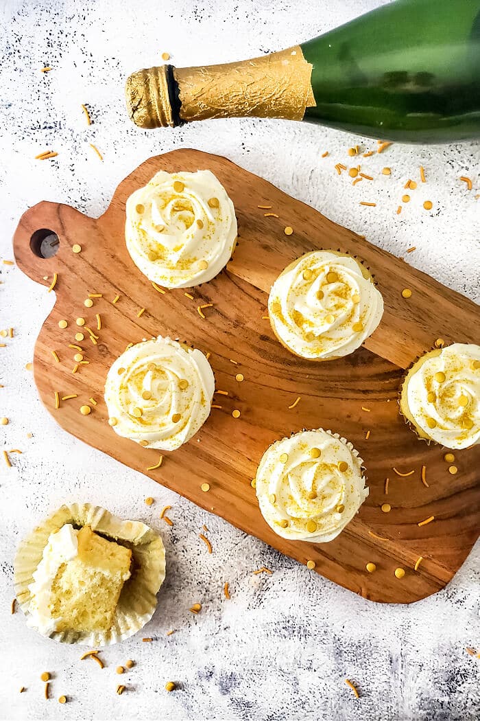 CHAMPAGNE CUPCAKES WITH CHAMPAGNE BUTTERCREAM