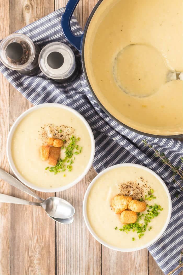 Potato leek soup is the perfect creamy soup for a cold winter day made with potatoes, leeks, chicken broth, heavy cream and fresh herbs. CREAMY POTATO LEEK SOUP