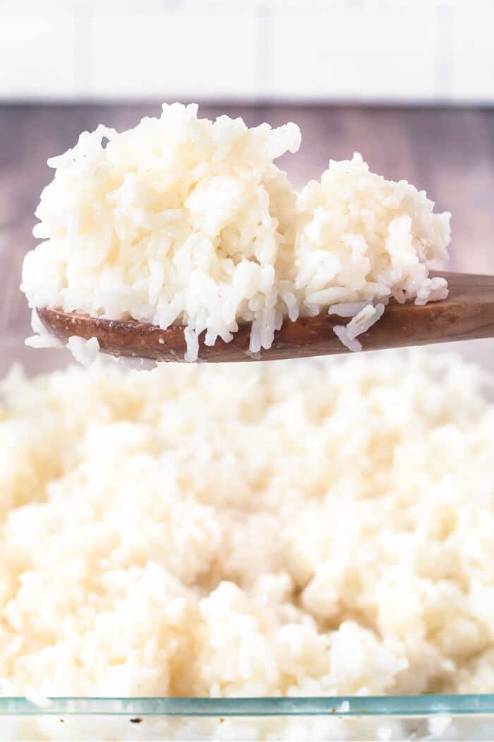 Baked rice is a foolproof way to make light and fluffy rice every time - no rice cooker, no problem! This rice is always perfect! FLUFFY BAKED RICE