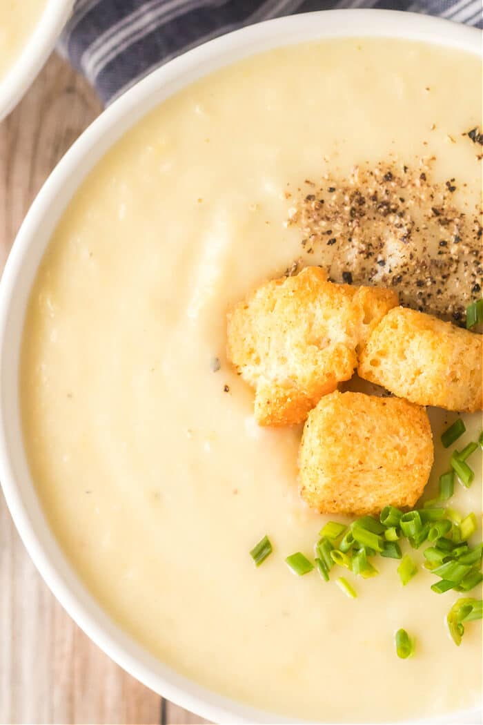 Potato leek soup is the perfect creamy soup for a cold winter day made with potatoes, leeks, chicken broth, heavy cream and fresh herbs. LEEK AND POTATO SOUP
