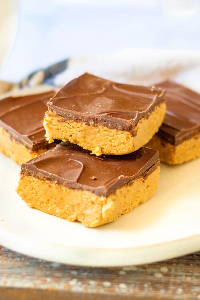 Peanut butter bars are a classic no bake peanut butter chocolate dessert bar we all know and love, they're delicious nostalgia! PEANUT BUTTER BARS RECIPE