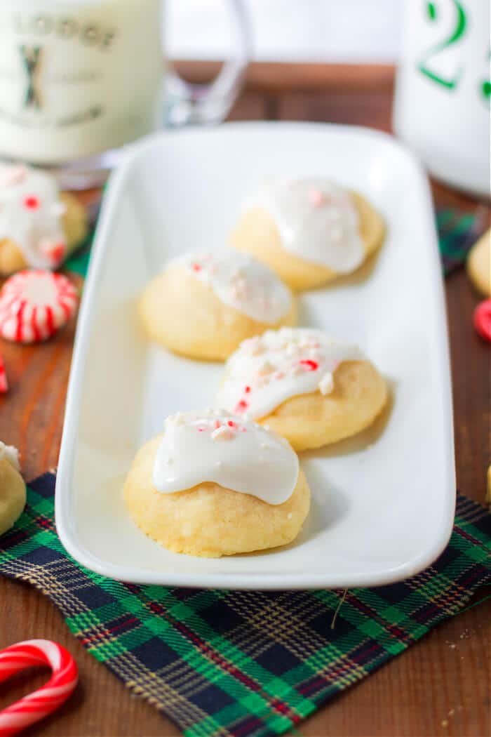 Peppermint meltaways are a melt-in-your-mouth cookie made with butter, powdered sugar & peppermint extract. PEPPERMINT MELTAWAYS RECIPE