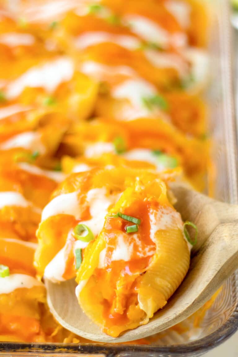 BUFFALO CHICKEN STUFFED SHELLS